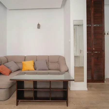 Apartment Totu Pulaskiego 8